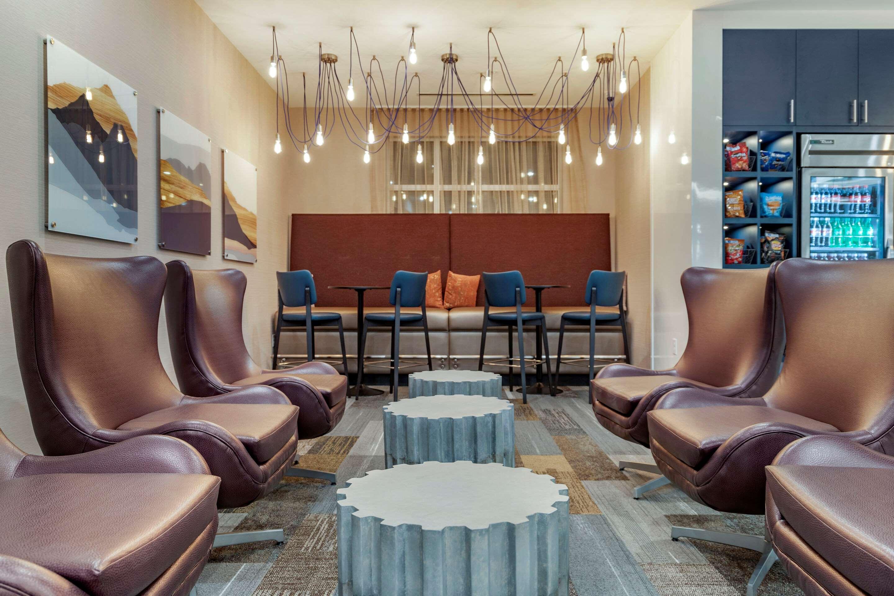 Cambria Hotel Greenville Buitenkant foto