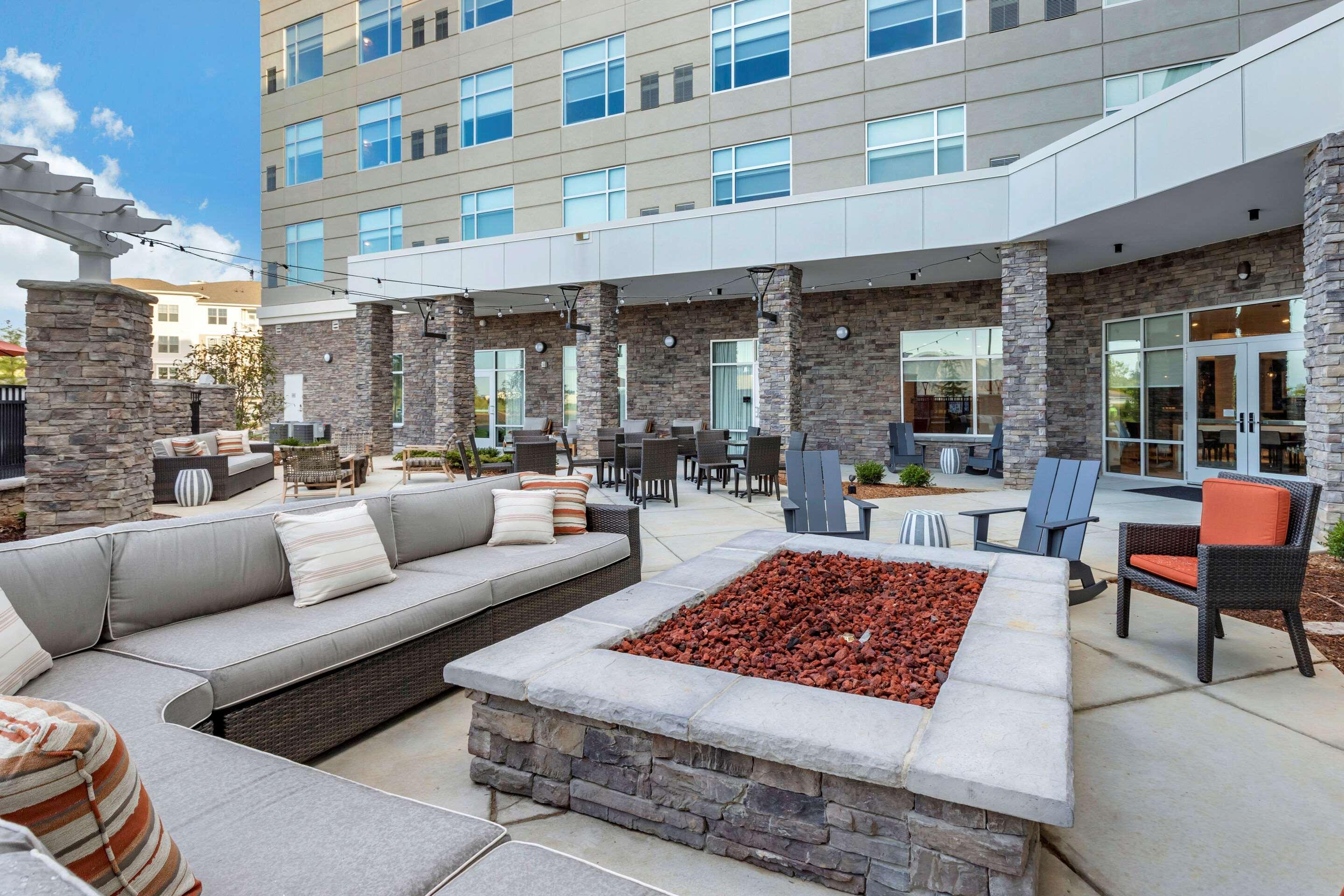 Cambria Hotel Greenville Buitenkant foto